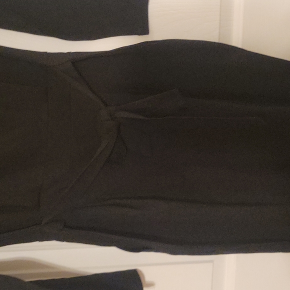 New Women's PrettyGarden Black Dress with pockets that ties in back. Size Medium - Picture 3 of 14